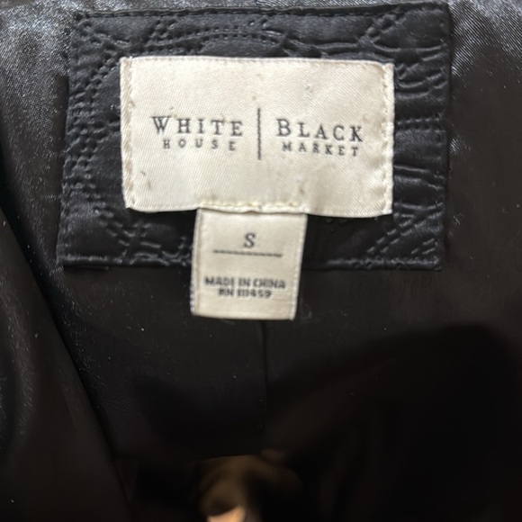 WH/BM Beautiful Women's Coat - Picture 4 of 4